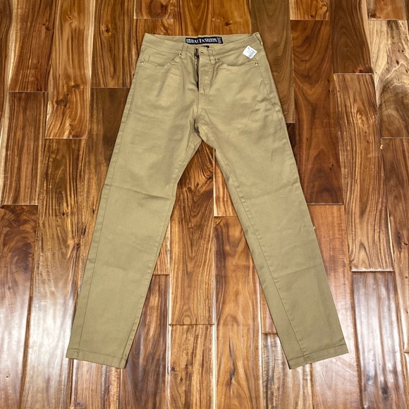 NWT Mens Khaki Pants - Picture 1 of 4